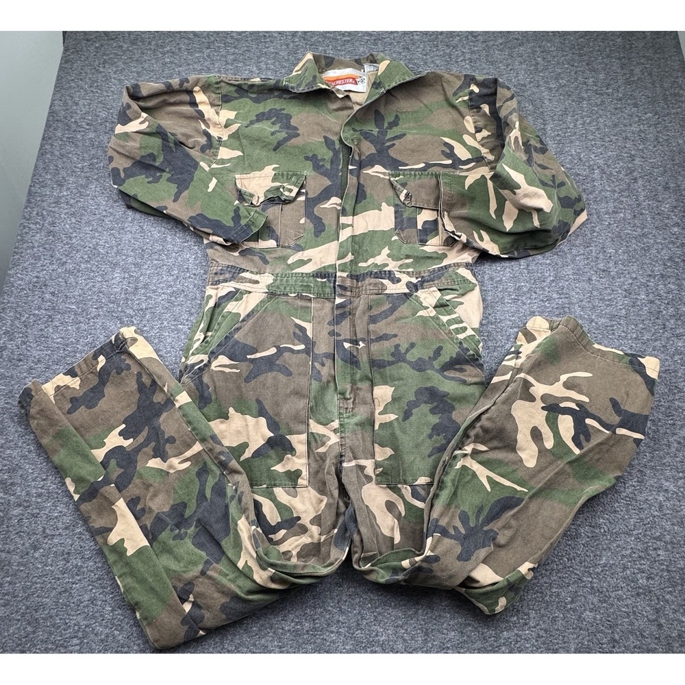Winchester Camo Hunting Coveralls Men's Small 100% Cotton Woodland‎ Vtg *Hole*